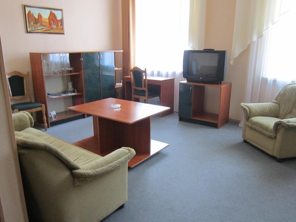 جومل Sozh Hotel الغرفة الصورة